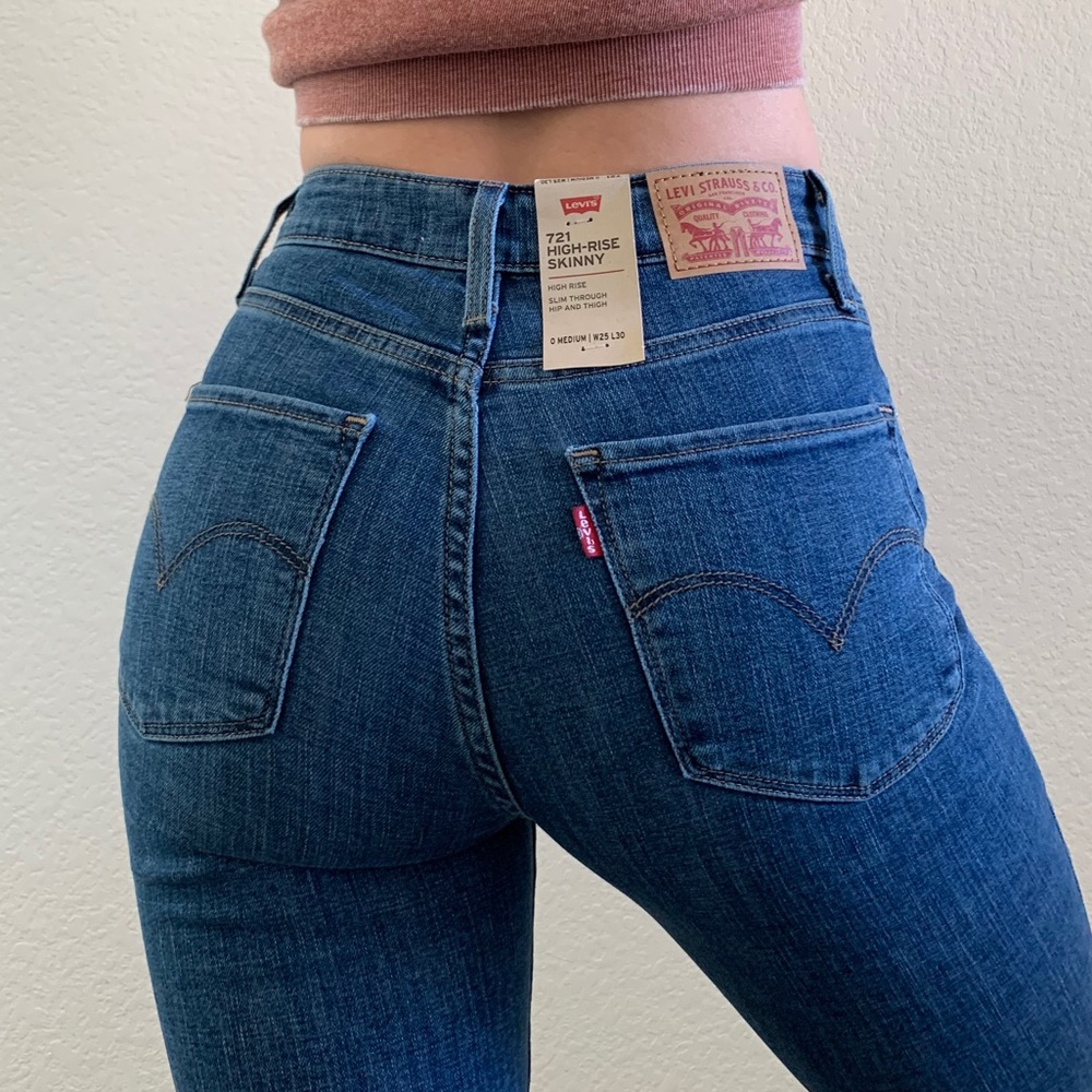 Levi's Women's High Rise Jeans - Blue